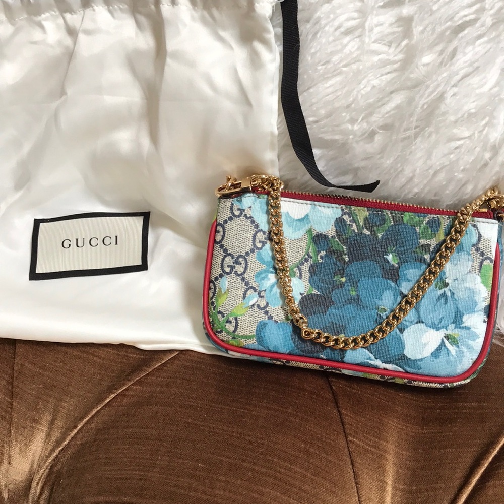 Authentic Gucci Blooms mini wristlet